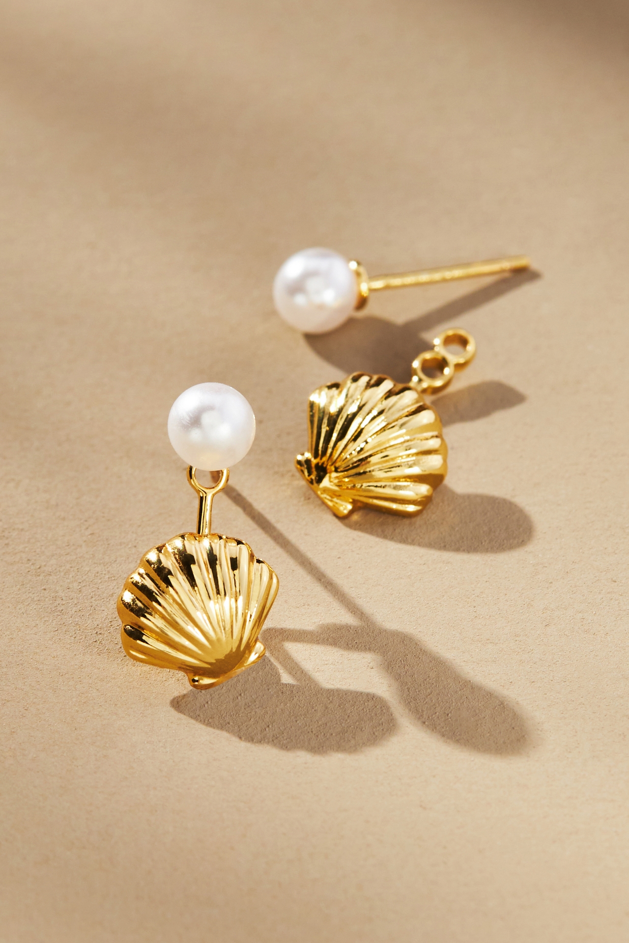 Baby Pearl Shell Earrings