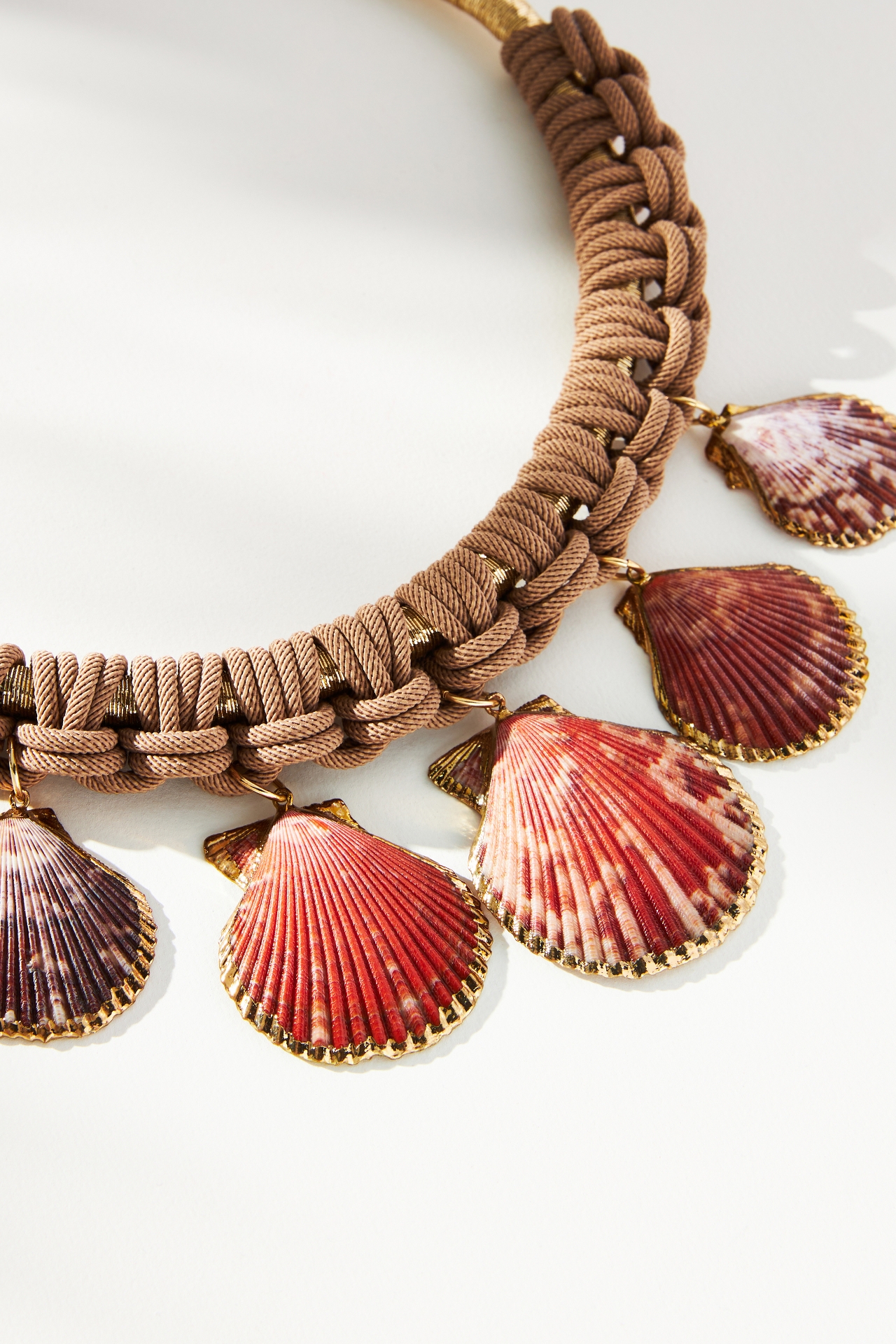 Shell Pendant Knotted Collar Necklace