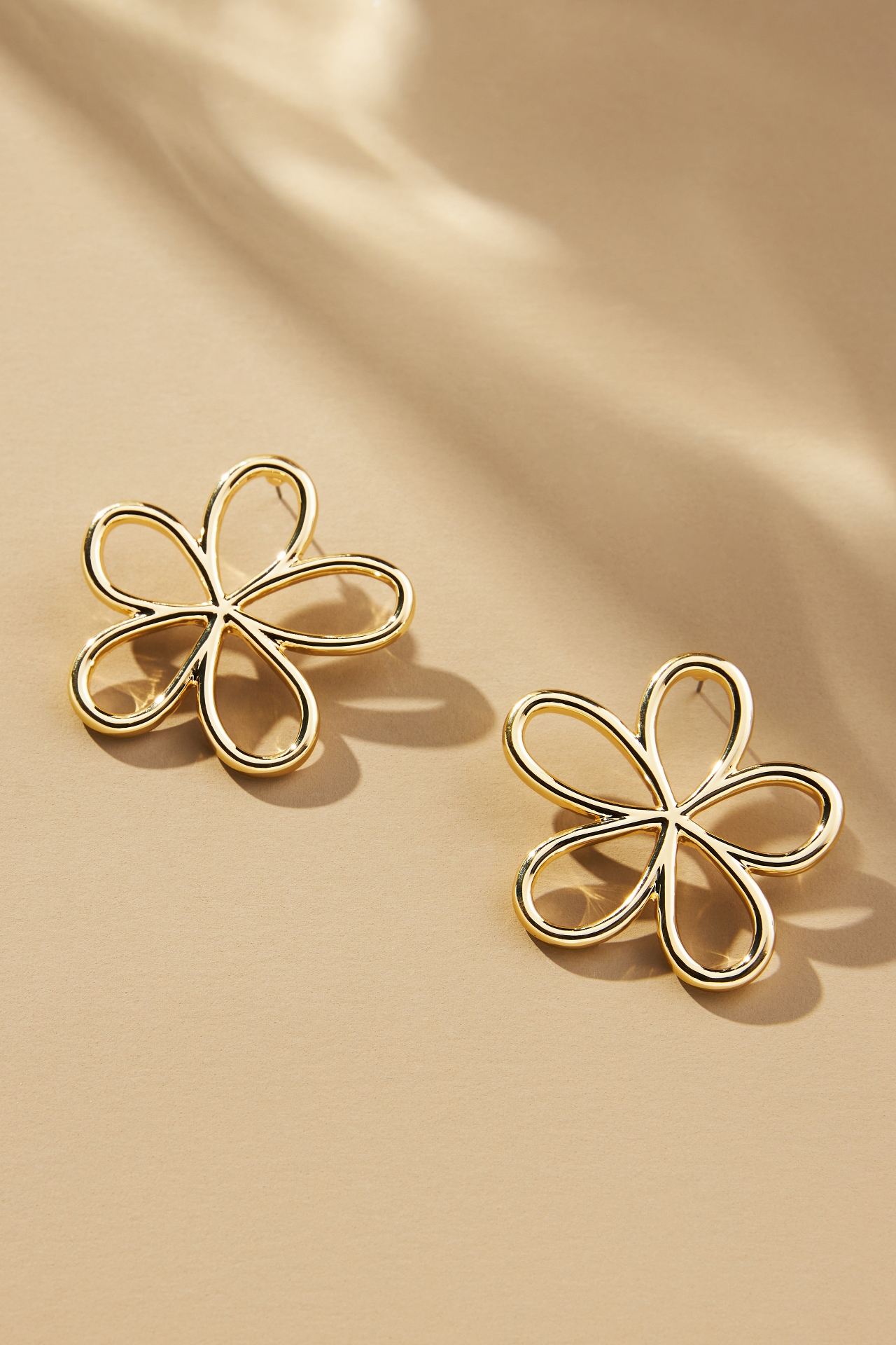 BaubleBar Jordy Flower Earrings