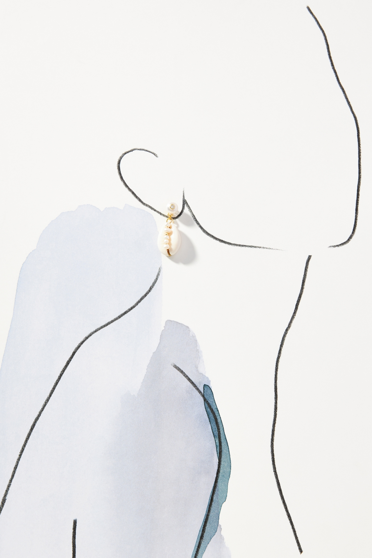 Maison Irem Alys Shell Earrings