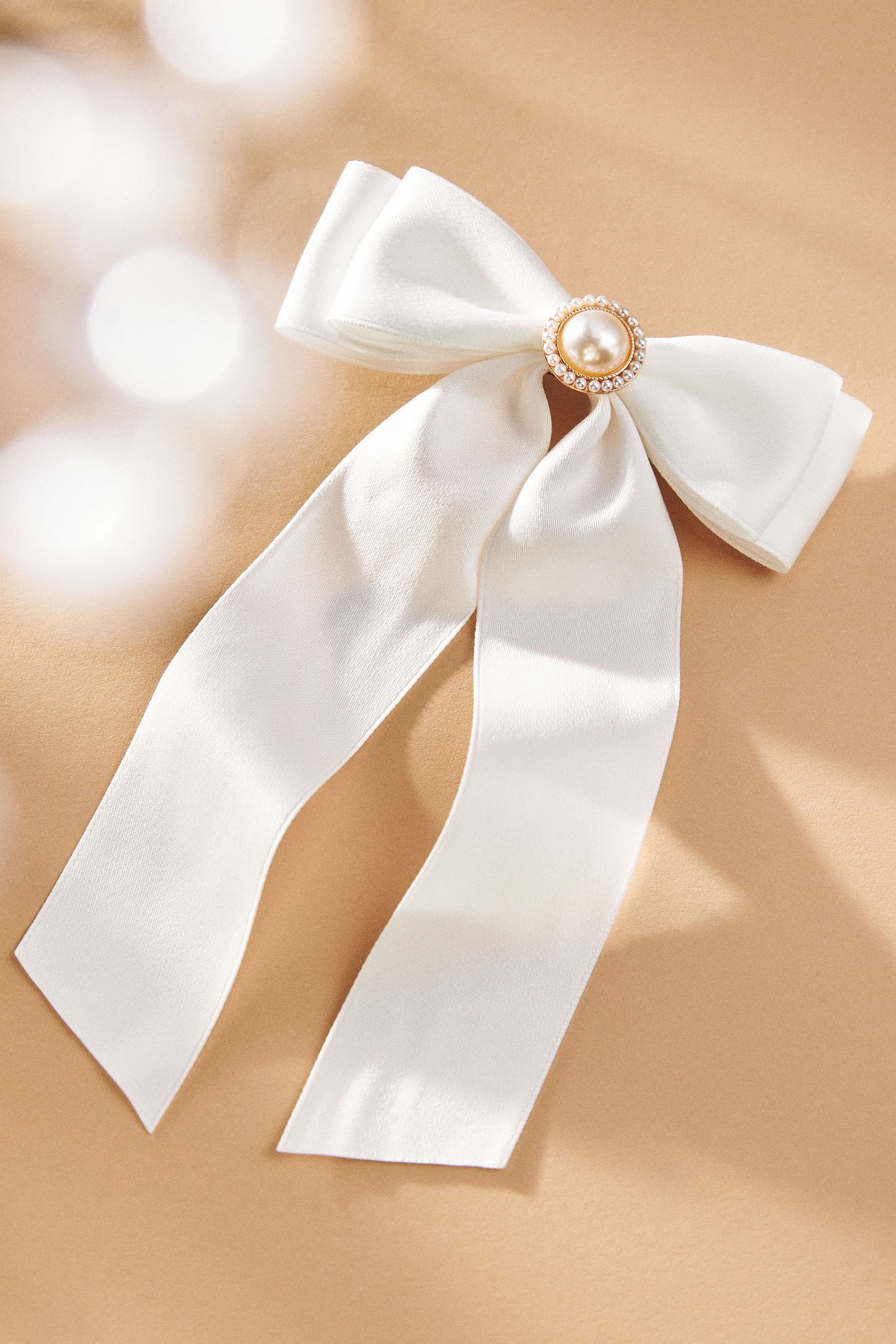 BHLDN Vintage Pearl Hair Bow