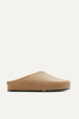 Rothys The Casual Clogs In Beige