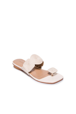 Bernardo Palermo Raffia Sandals In White