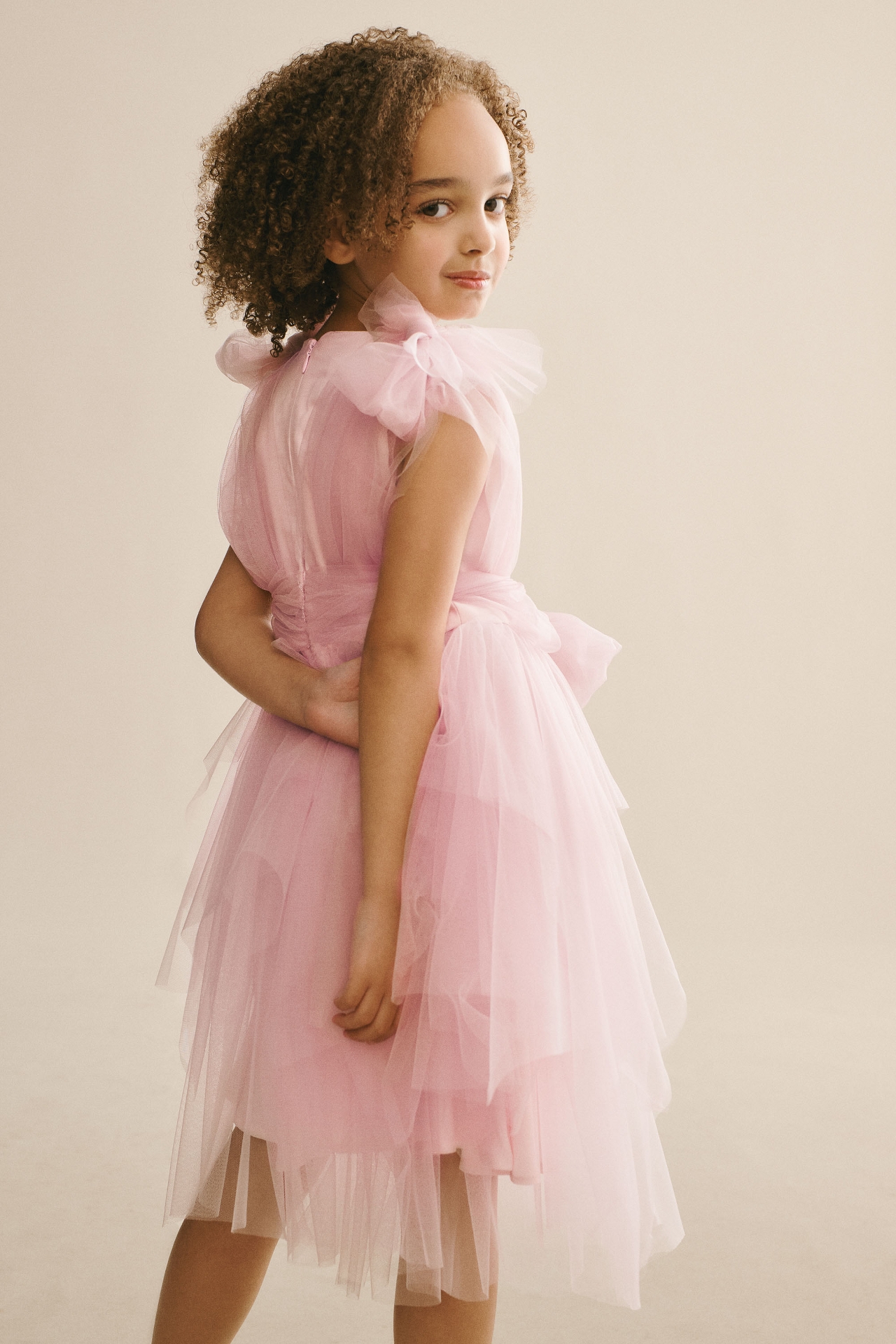 Gió Bespoke Ivy Violet Tulle Flower Girl Dress