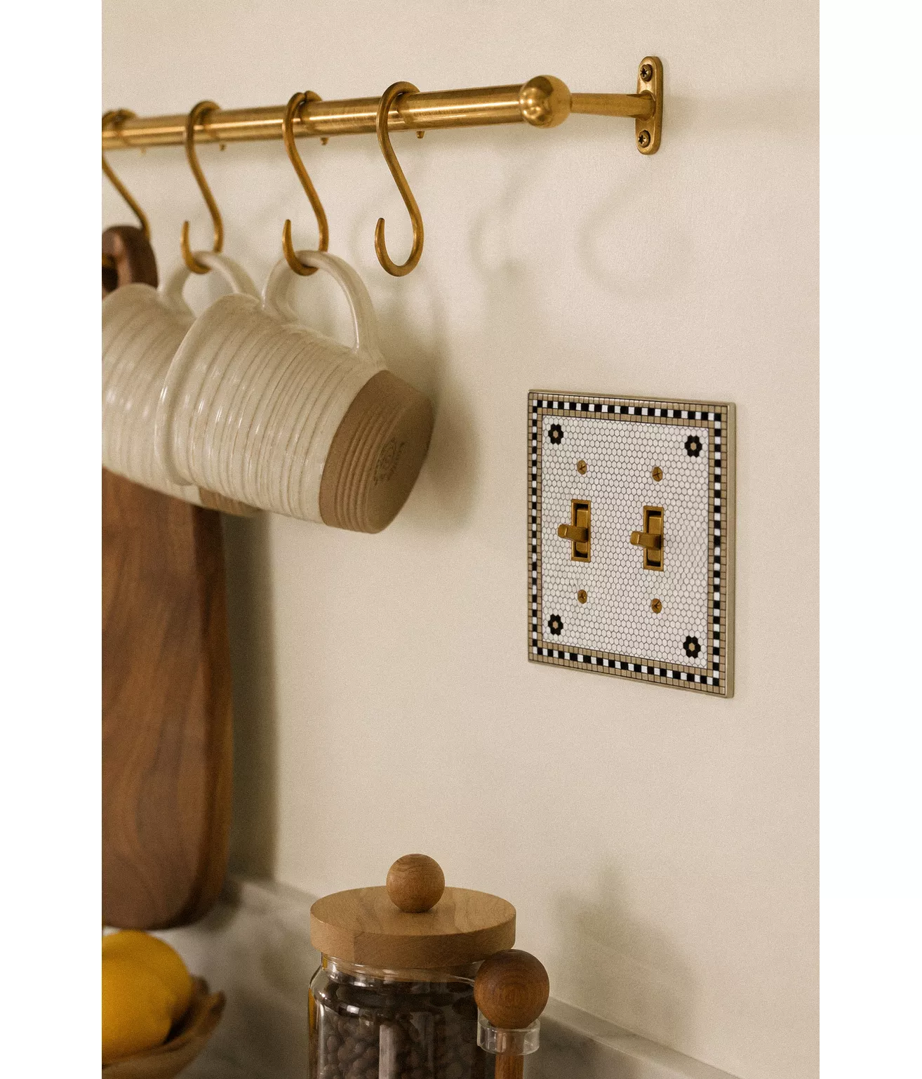 Bistro Tile 24k Gold Accent Single Toggle Switch Plate
