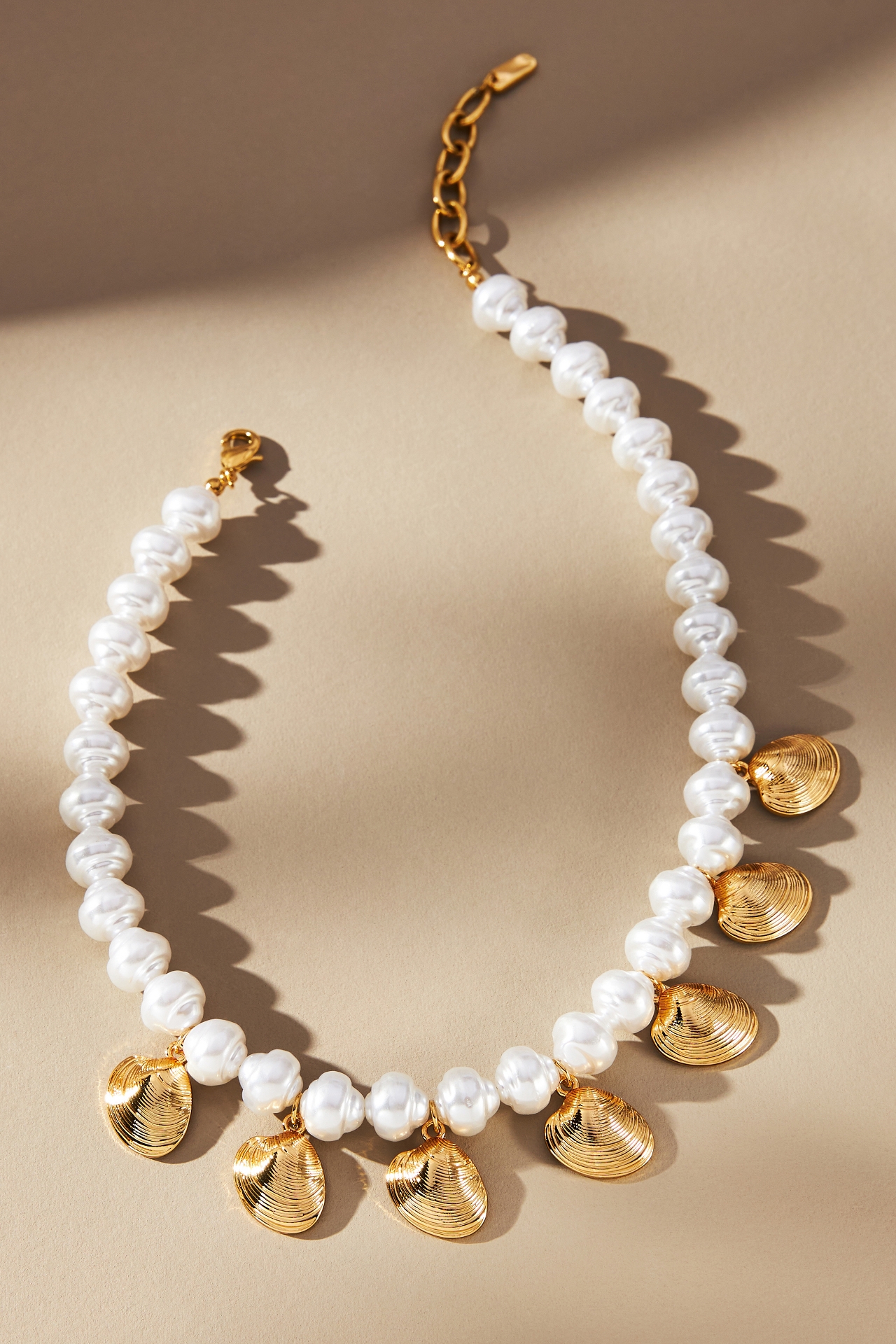 Logan Tay Pearl Shell Necklace 