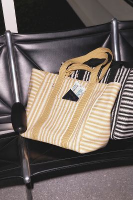 Beis The Vacation Tote In Yellow
