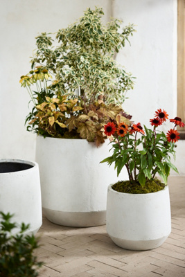 Terrain Fiber Angled Drop Planter