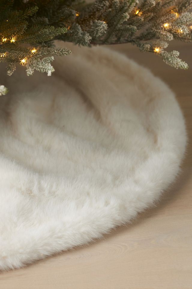 Chloe Faux-Fur Tree Skirt #1