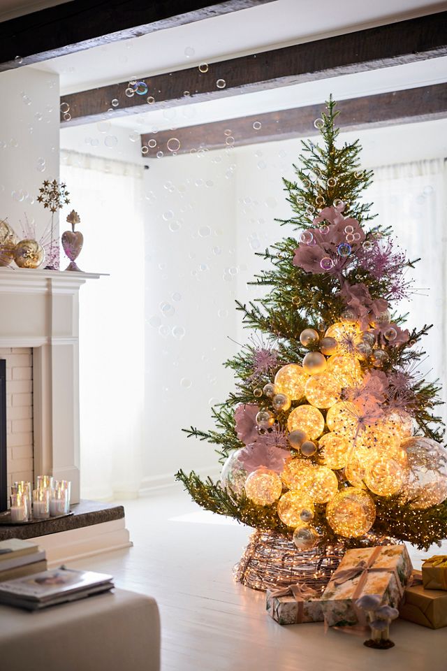 Faux Twinkling Pre-Lit Norway Spruce #4