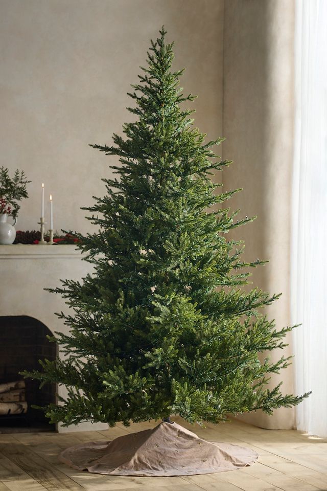 Faux Twinkling Pre-Lit Norway Spruce #2
