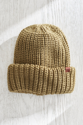Chunky Knit Beanie | AnthroHome display picture 2