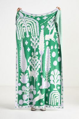 Fable Eyelash Cozy Knit Throw Blanket