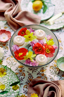花瓶・フラワースタンド   TEA LIGHT&CANDLEHOLDERS Ceramic Flower Candle Holders Set of 6 | Antique Farmhouse