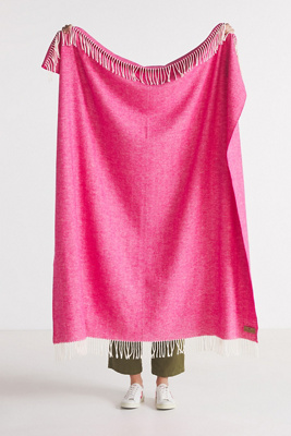 Lands Downunder Solid Herringbone Throw Blanket In Pink