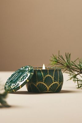 Bougie en boîte Guirlande de sapin noble boisé Voluspa