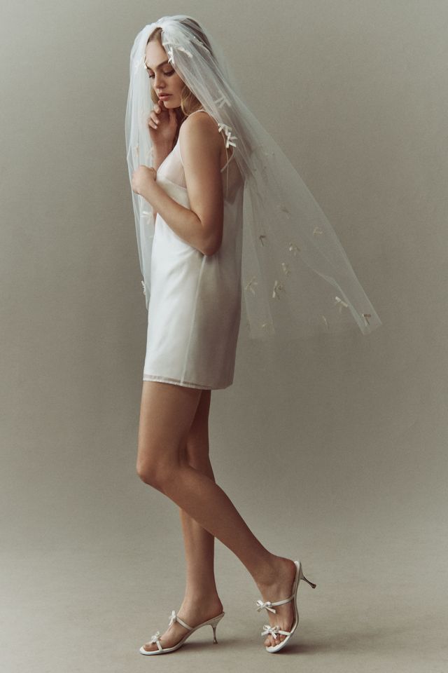 Voile De Mariée Mantille Dentelle – Longueur Bout Des Doigts (125cm) – Ivoire, Soie