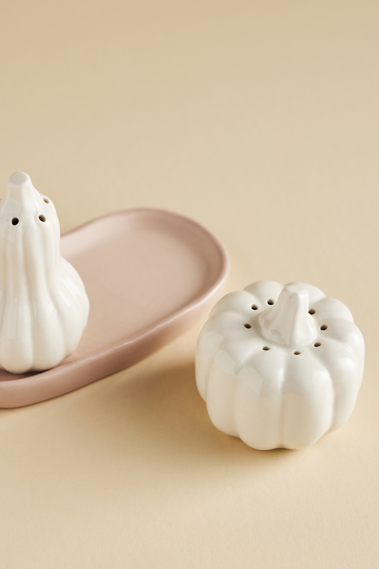 Cindy Pumpkin Salt & Pepper Shakers