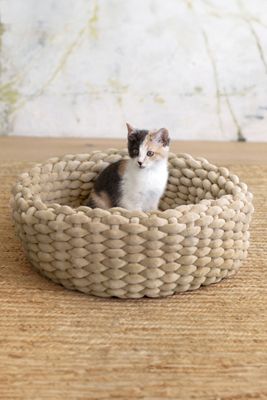 Mau Vevo Cat Bed