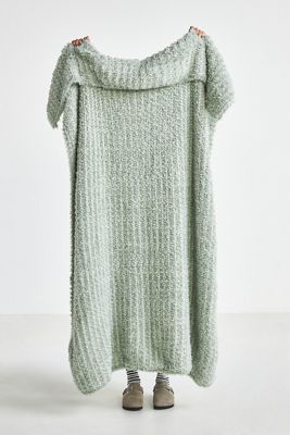 Hugger Marled Eyelash Cozy Knit Throw Blanket