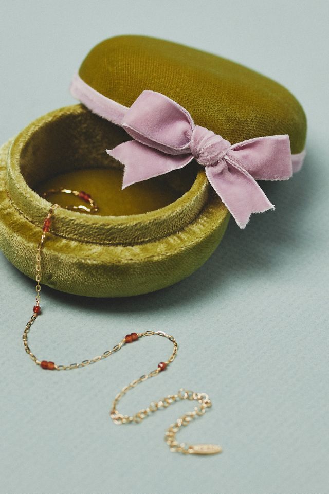 thea-velvet-jewellery-box-anthropologie-uk
