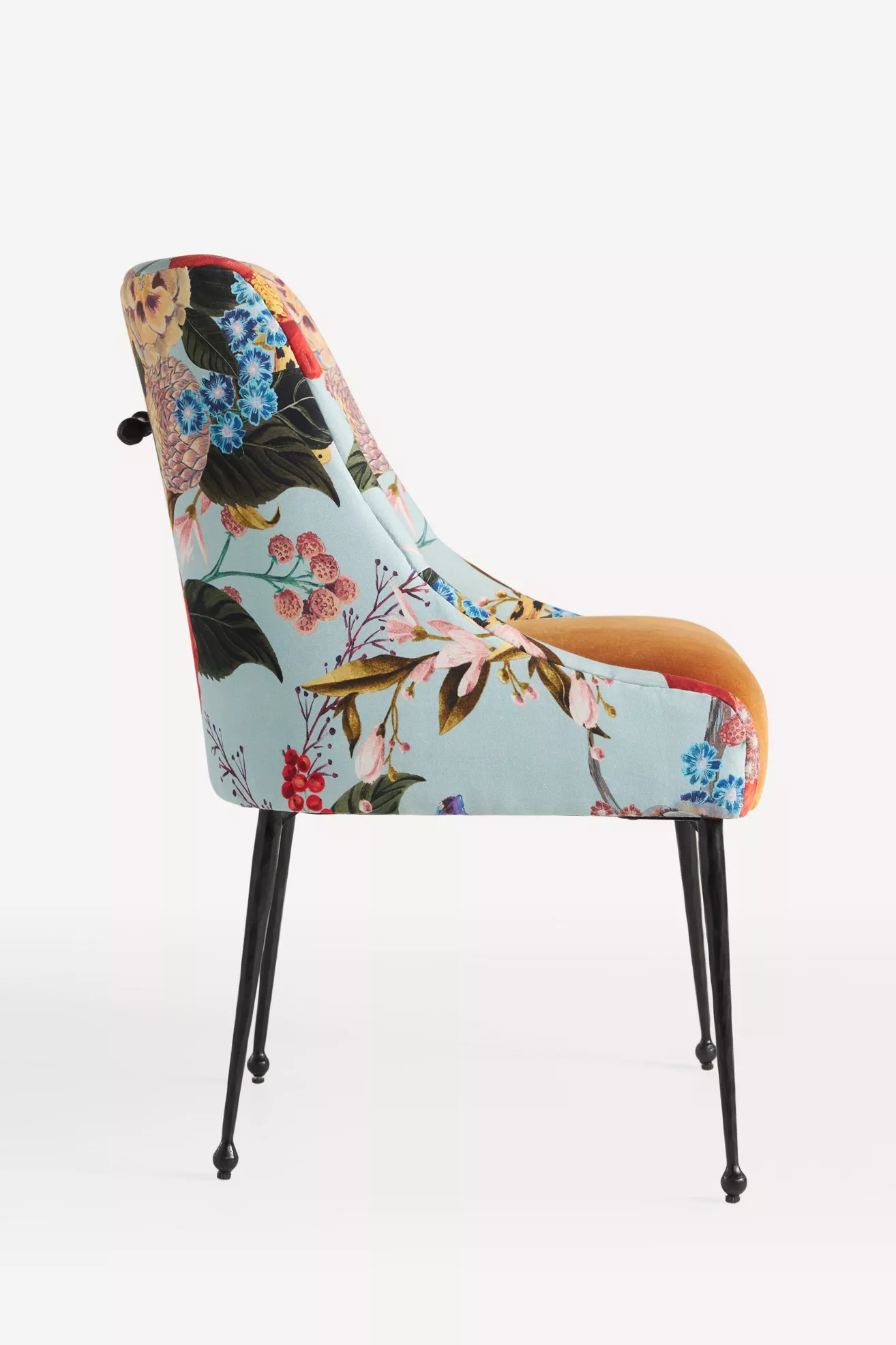 Bara Velvet Elowen Accent Chair - Luxurious Velvet Seating | AnthroHome