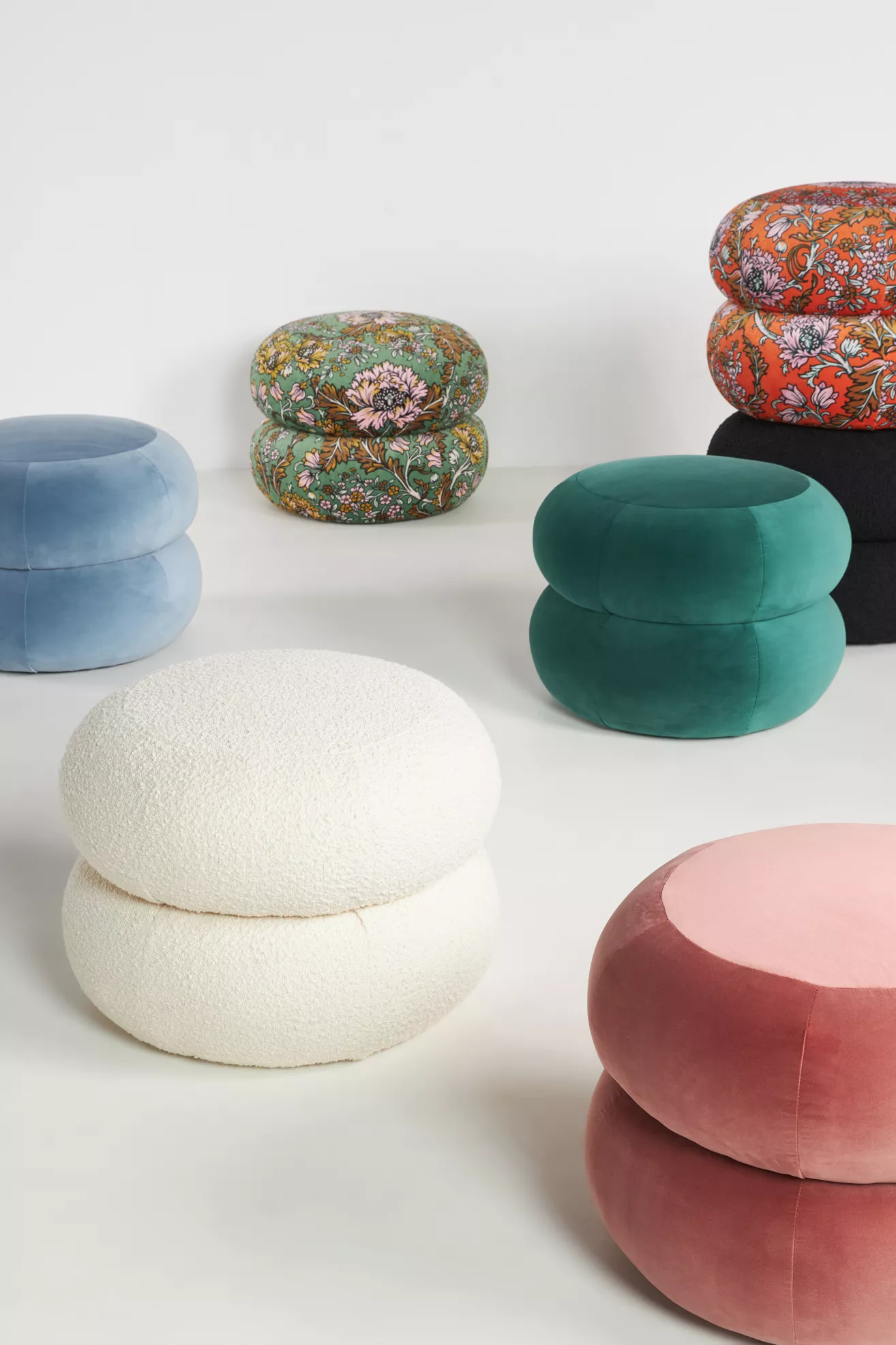 Jylin Velvet Muntz Ottoman - thumbnail 3
