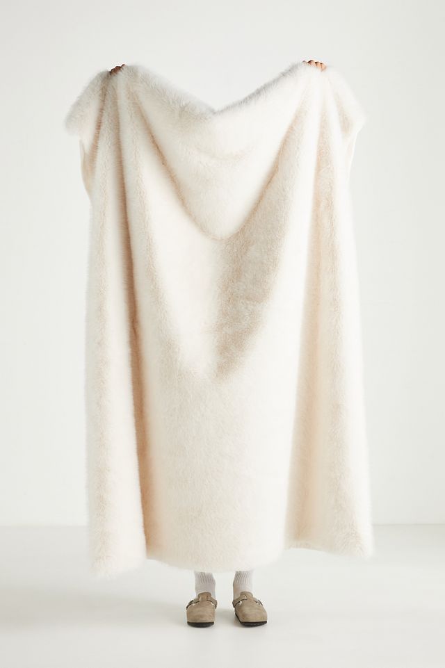 Chloe Tipped Faux Fur Throw Blanket