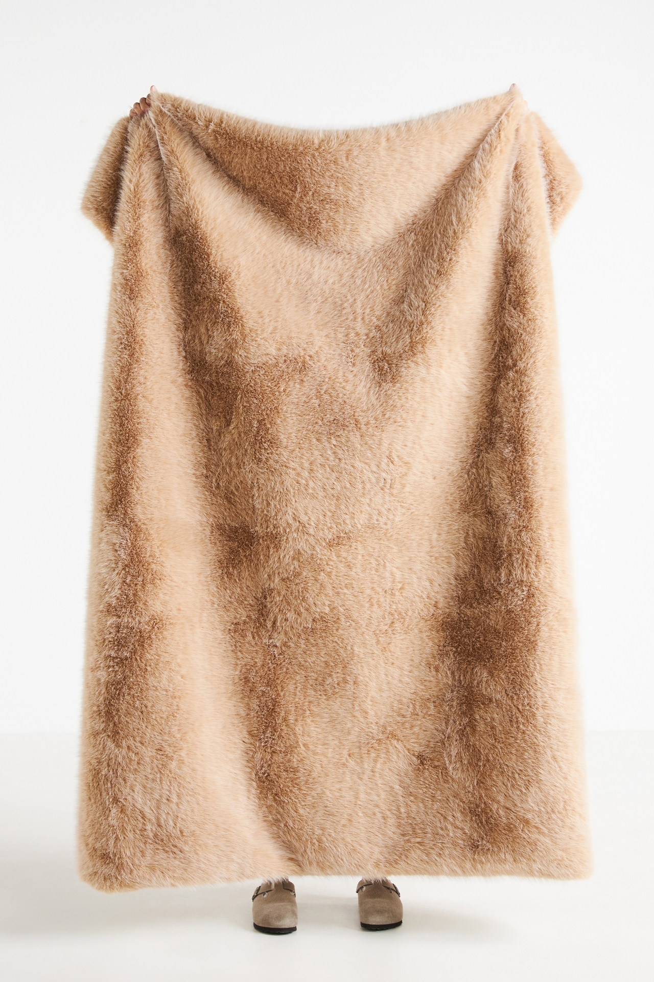 Anthropologie Sophie Printed Faux Fur Throw Blanket Bethesda Row