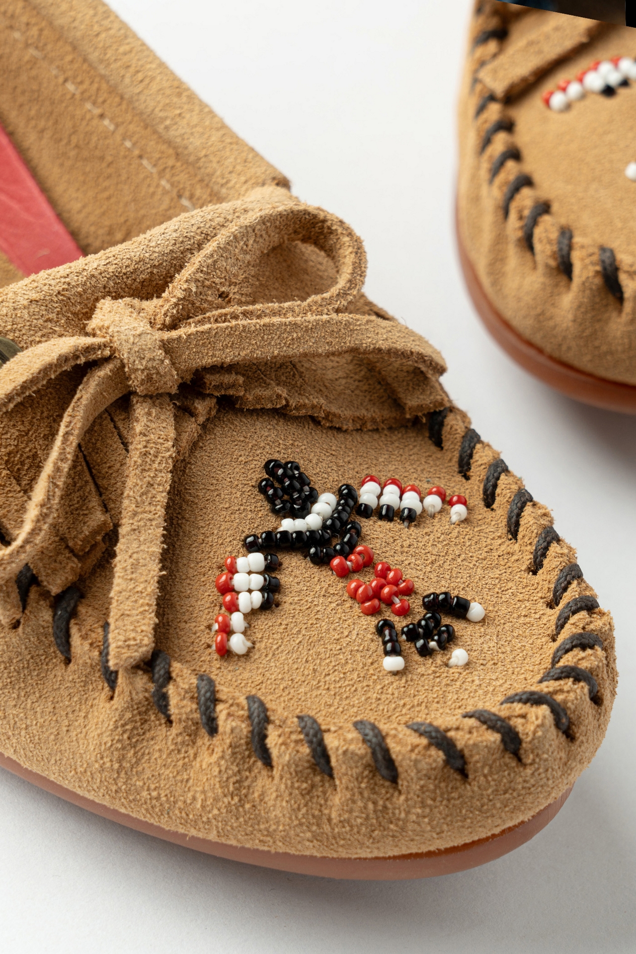 Minnetonka Thunderbird Animikii Moccasins