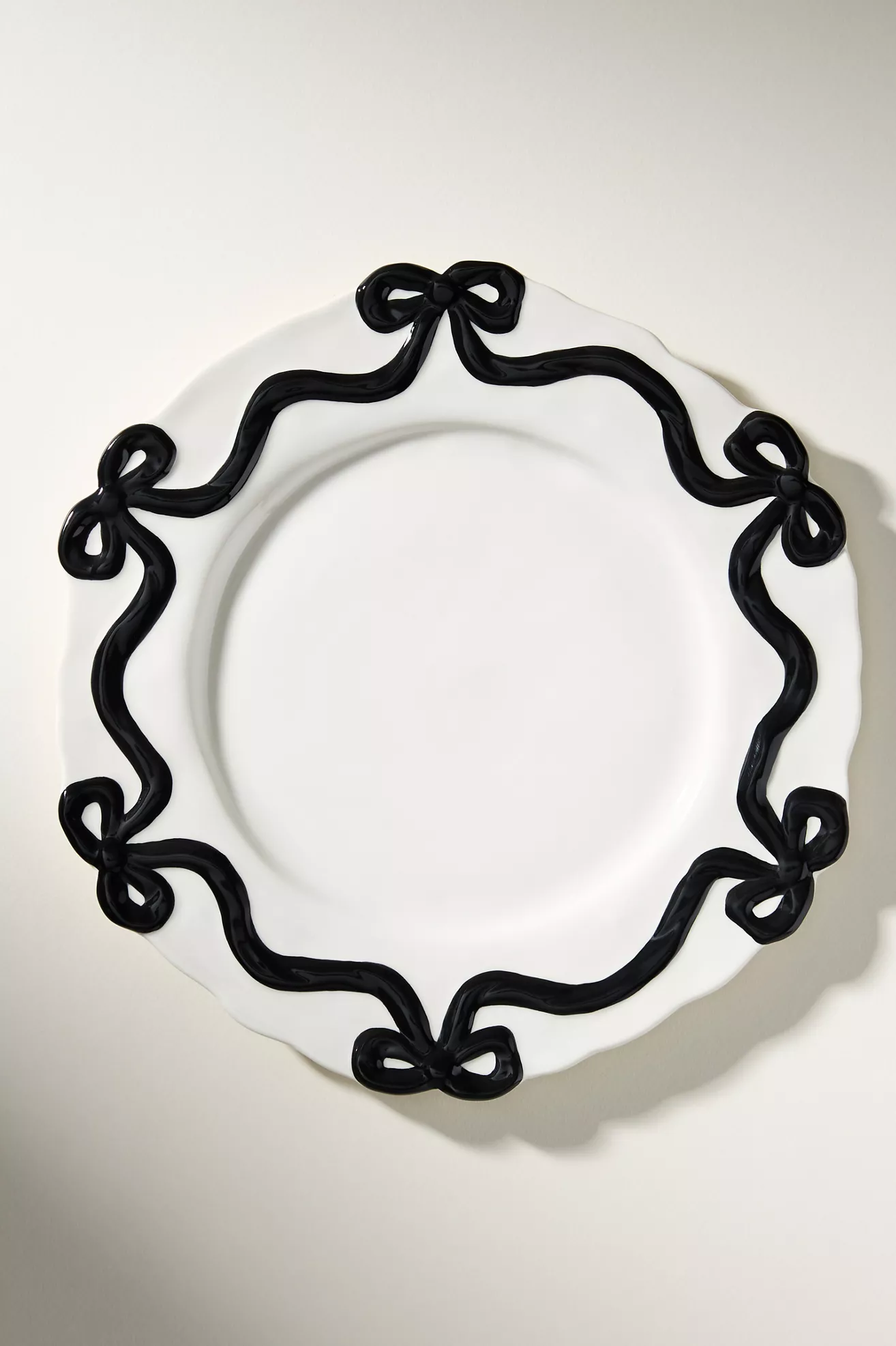 Benedita Bow Stoneware Dinner Plates, Set of 4 - thumbnail 2