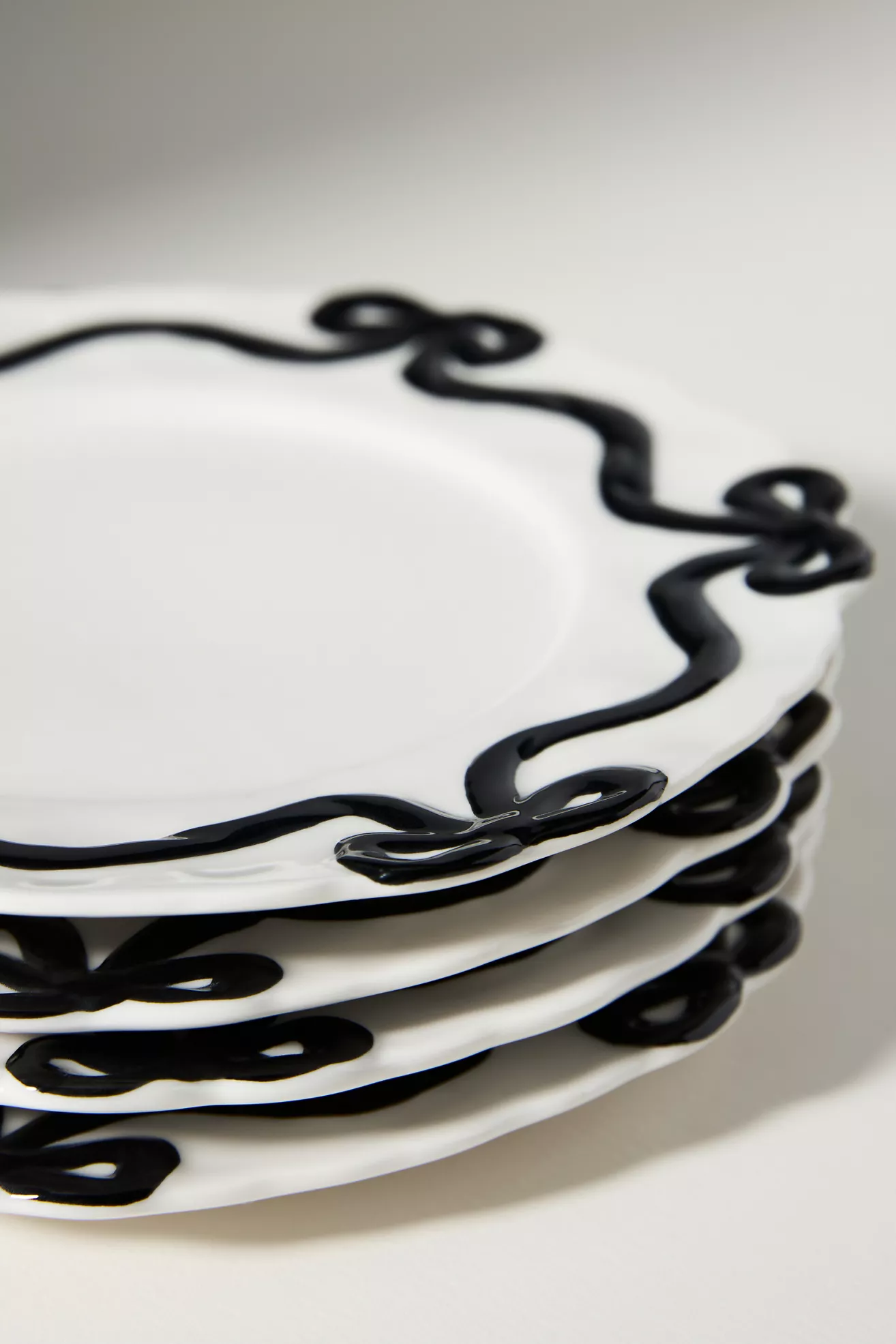 Benedita Bow Stoneware Side Plates, Set of 4 - thumbnail 3