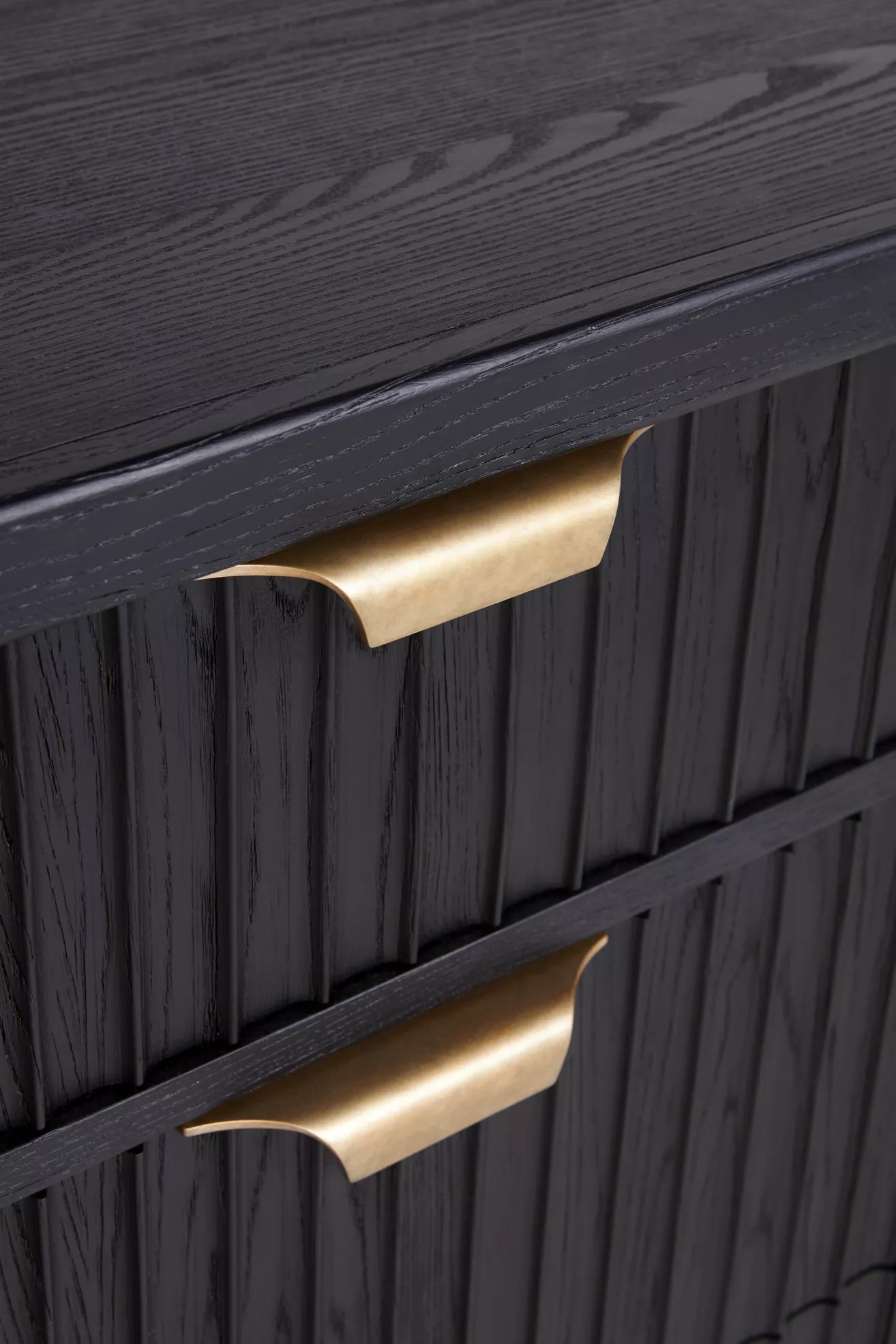 The Isla Oval 70"  Fluted-Wood Sideboard - thumbnail 10