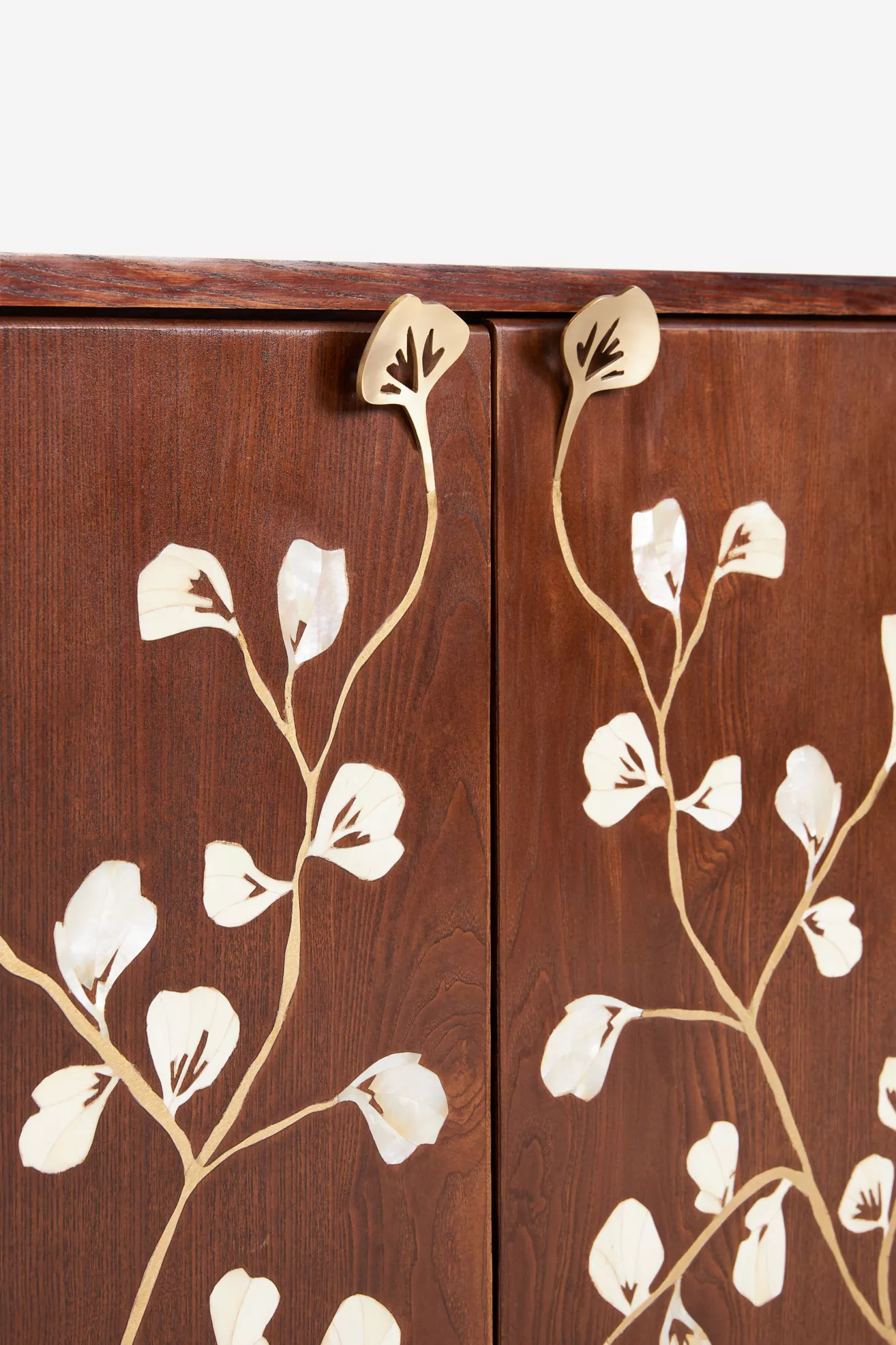 Toulouse Rectangular 70"  Pearl Inlay Wood Sideboard - thumbnail 6