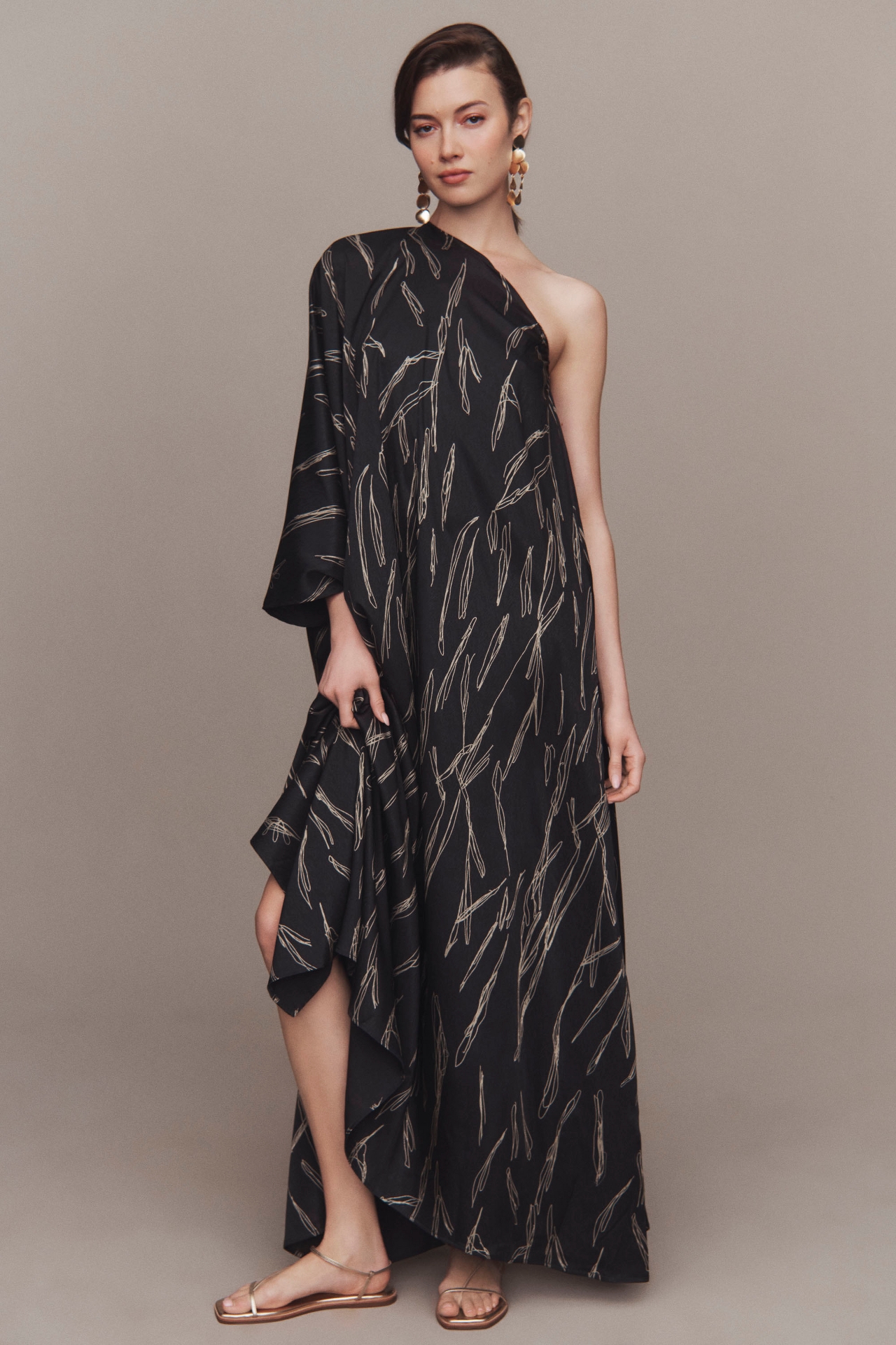 DIARRABLU Satu One-Shoulder Scribble-Print Side-Slit Maxi Dress