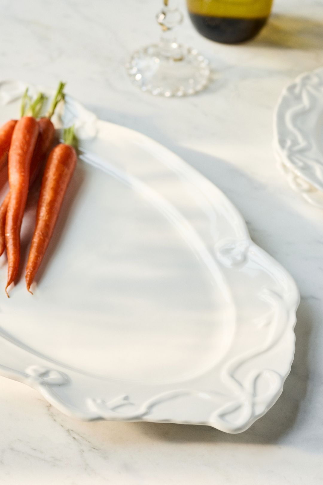 Benedita Bow Ceramic Stoneware Platter - White, Standard, One Size