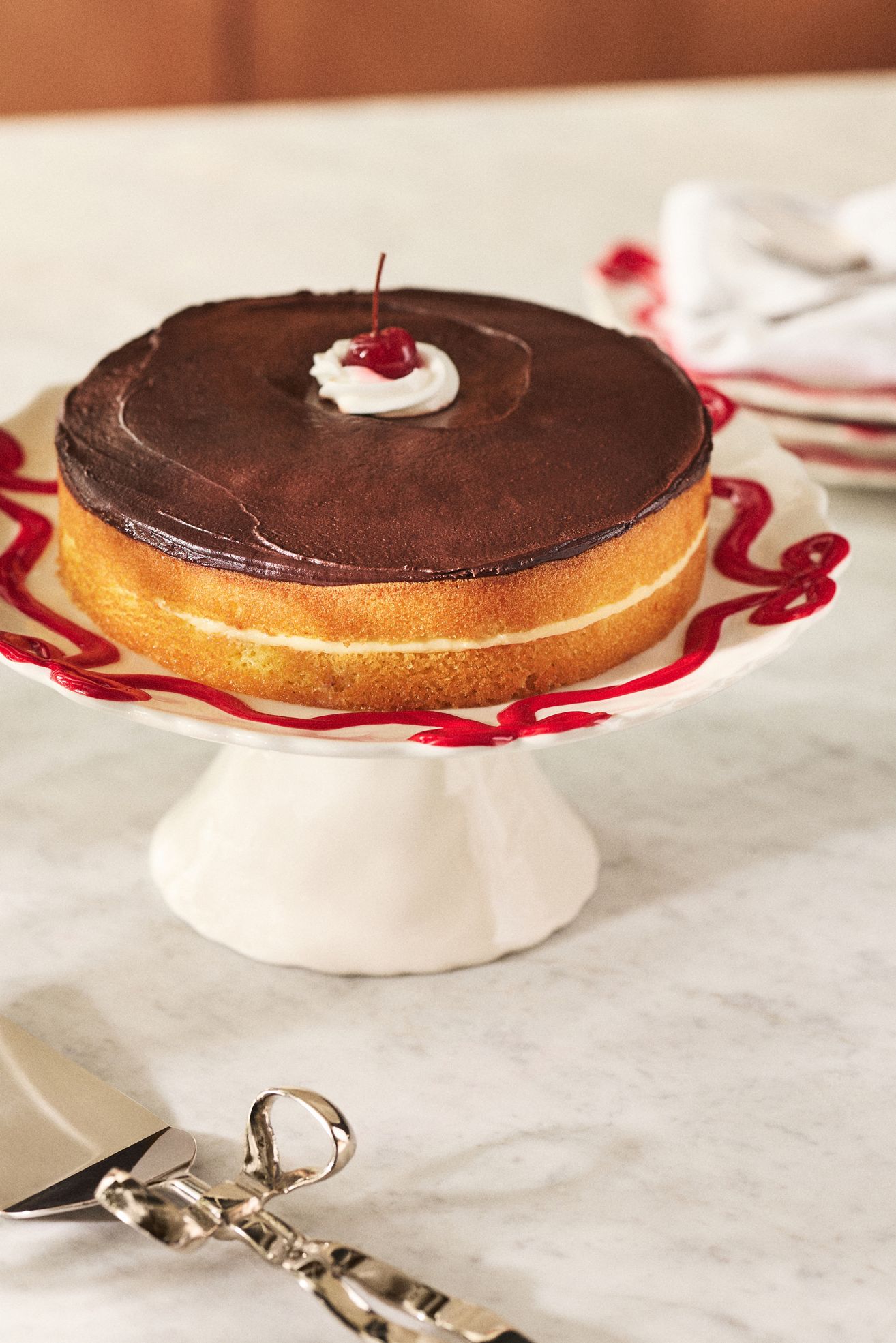 Benedita Bow Ceramic Stoneware Cake Stand - Red, Standard, One Size