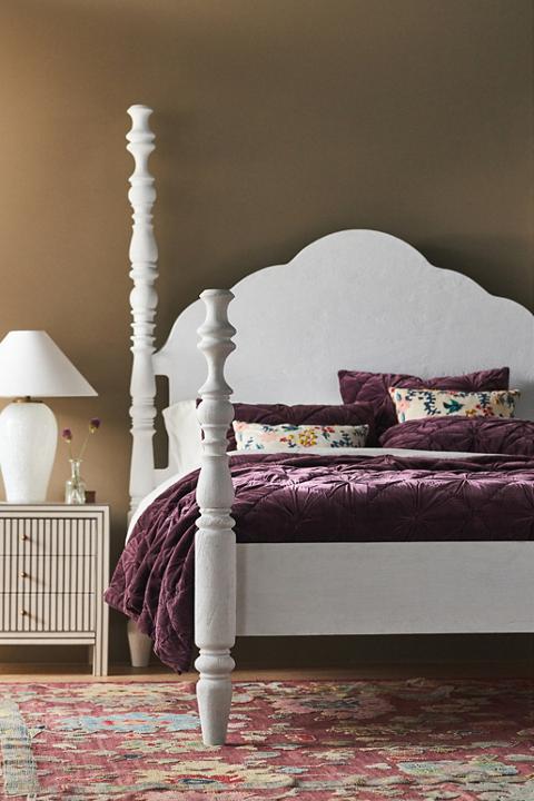 Spindle Four-Poster Bed