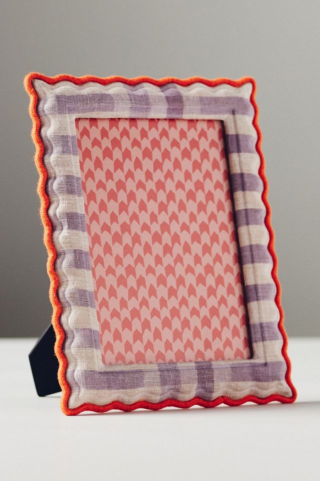 Wellington Picture Frame