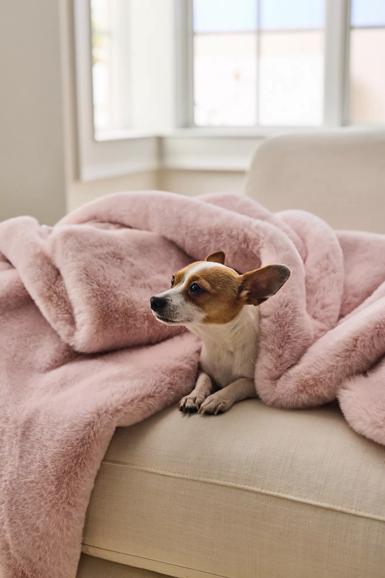 Sophie Faux Fur Throw Blanket - thumbnail 4