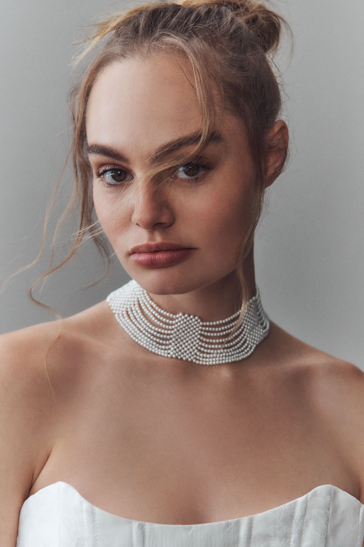 Cascading Pearl Choker Necklace