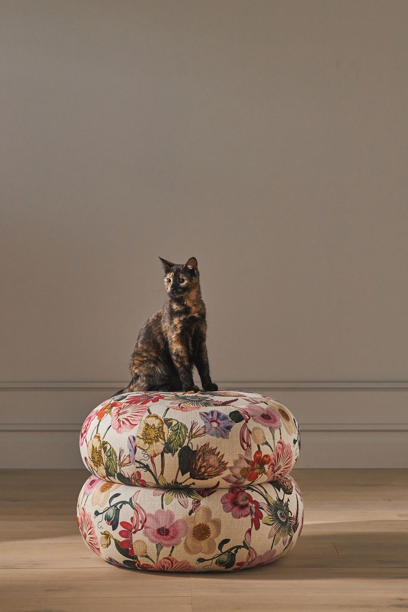 Muntz Ottoman - Lana Botanical Ivory, One Size