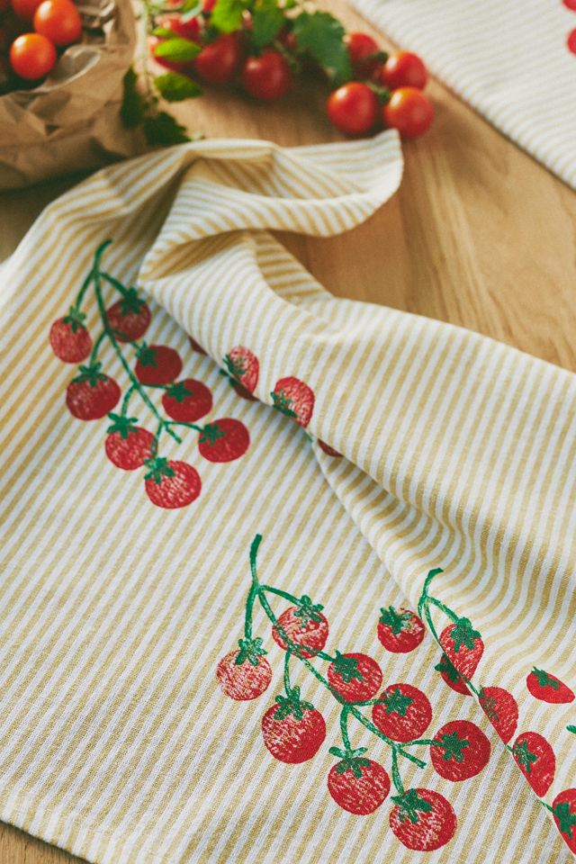 Julie Peach Tomato Oversized Napkins, Set of 4 | AnthroHome