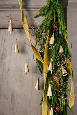 Terrain Cone Bells Garland