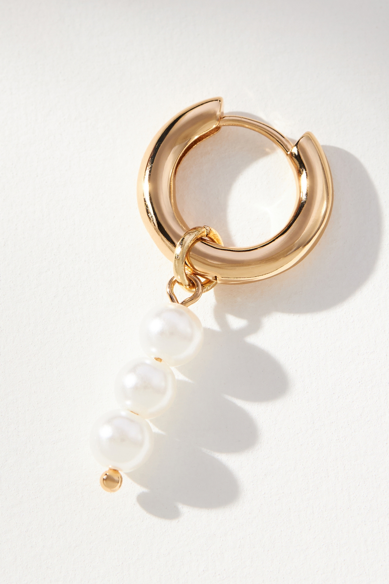 Mismatched Pearl Huggie Hoop Earrings