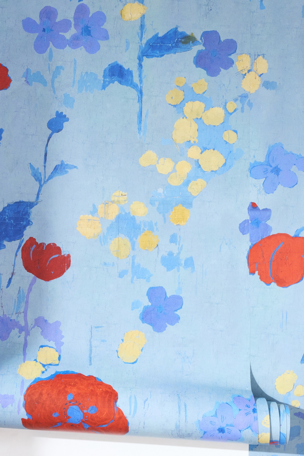 Large Scale Poppies Wallpaper