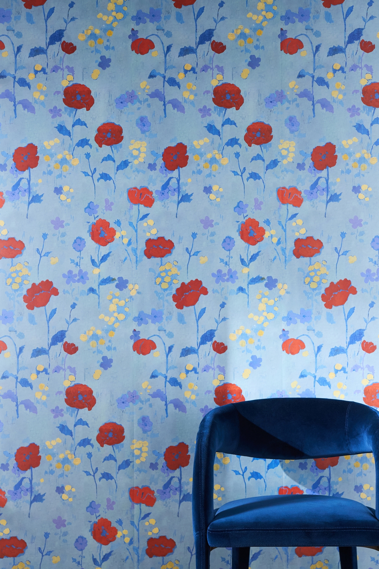 Large Scale Poppies Wallpaper