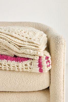 Couverture en tricot crocheté Aspen en taille: 50 x 60 chez - Anthropologie - Modalova