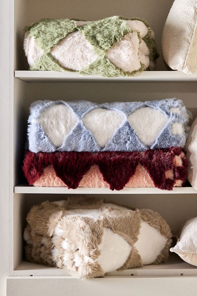 Checkered Sculpted Faux-Fur Throw Blanket
