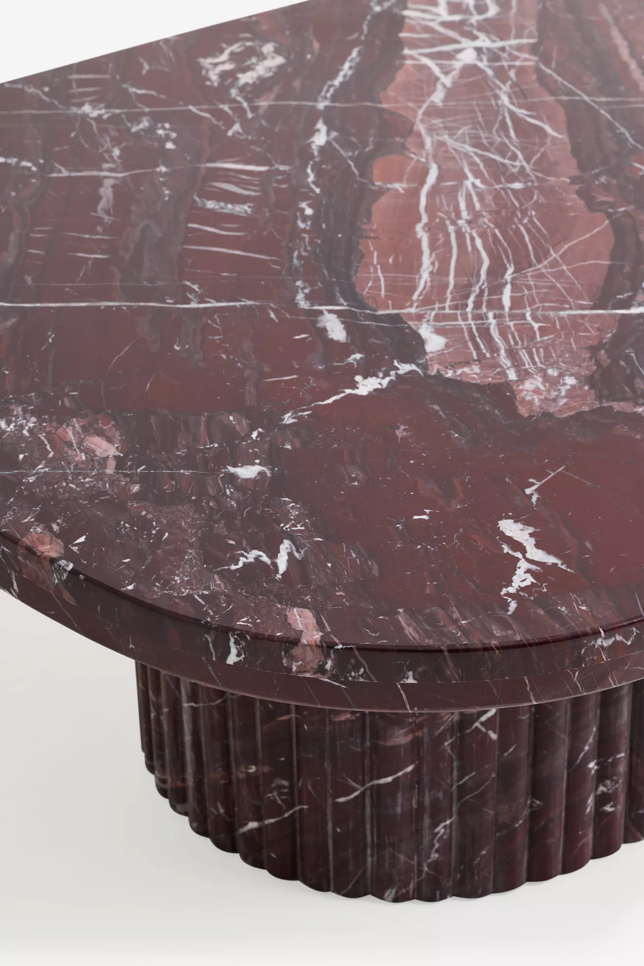 Kanta Oval 55"  Fluted Marble Coffee Table - thumbnail 4